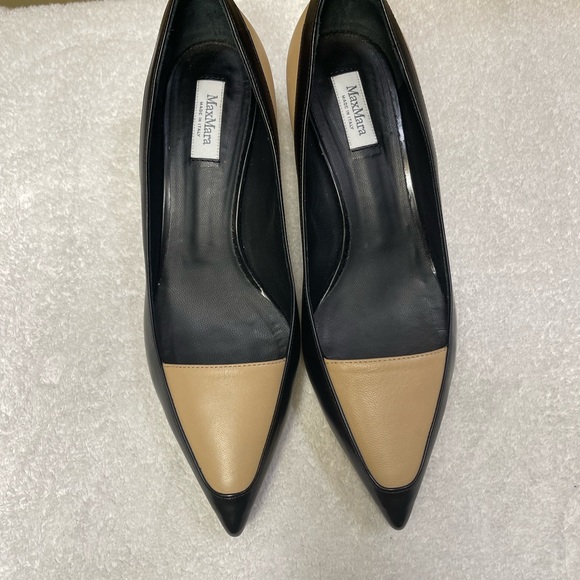 MaxMara Pointed Toe Pump Kitten Heel Size 6 Black and Nude - Picture 3 of 12